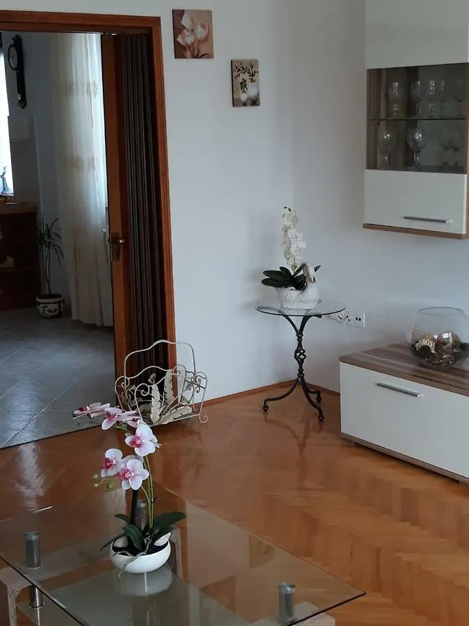 Apartment Quality Vila 